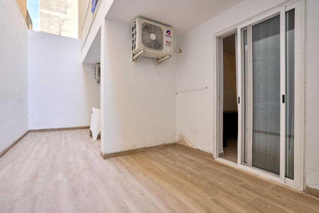 Urban Front - Walking Distance From Paceville And St George Bay Beach Is-Swieqi المظهر الخارجي الصورة